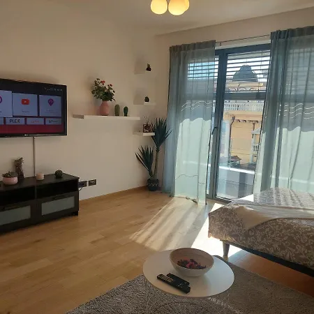 Apartment Smart In Novi Dorcol 1 Km From Center Belgrade